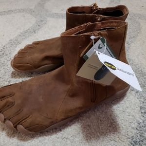 Vibram | Shoes | Vibram Bormio 